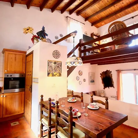 Marquesa Gr By Carlosferien